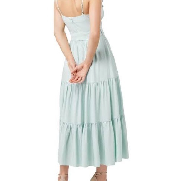 BNWT Forever New Alessia Tiered Maxi Dress Size 6 - Picture 2 of 9
